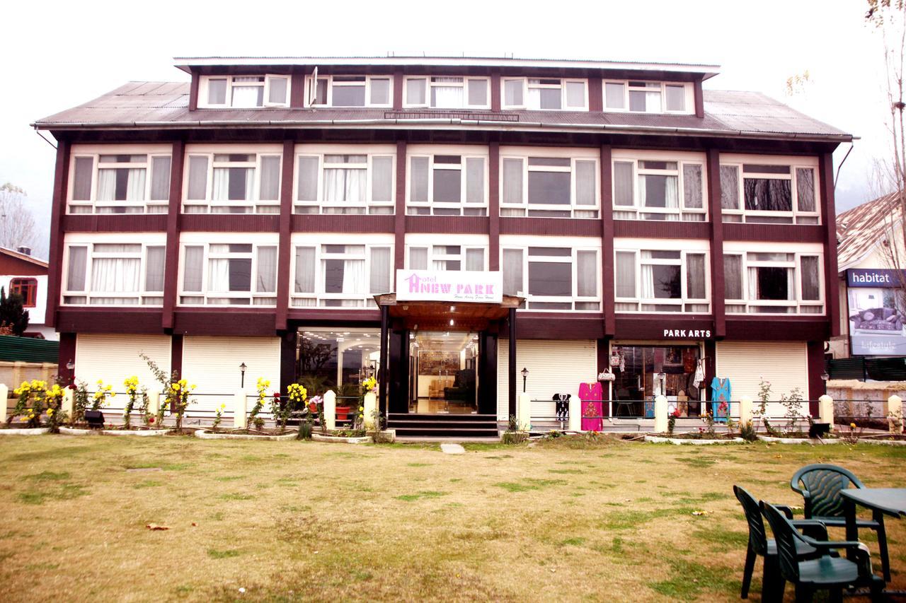 Hotel New Park At Dal Lake Σριναγκάρ Εξωτερικό φωτογραφία