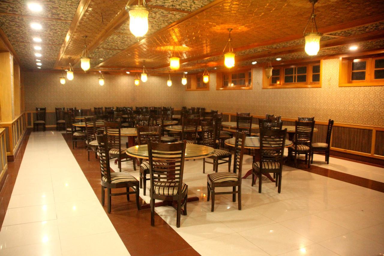Hotel New Park At Dal Lake Σριναγκάρ Εξωτερικό φωτογραφία