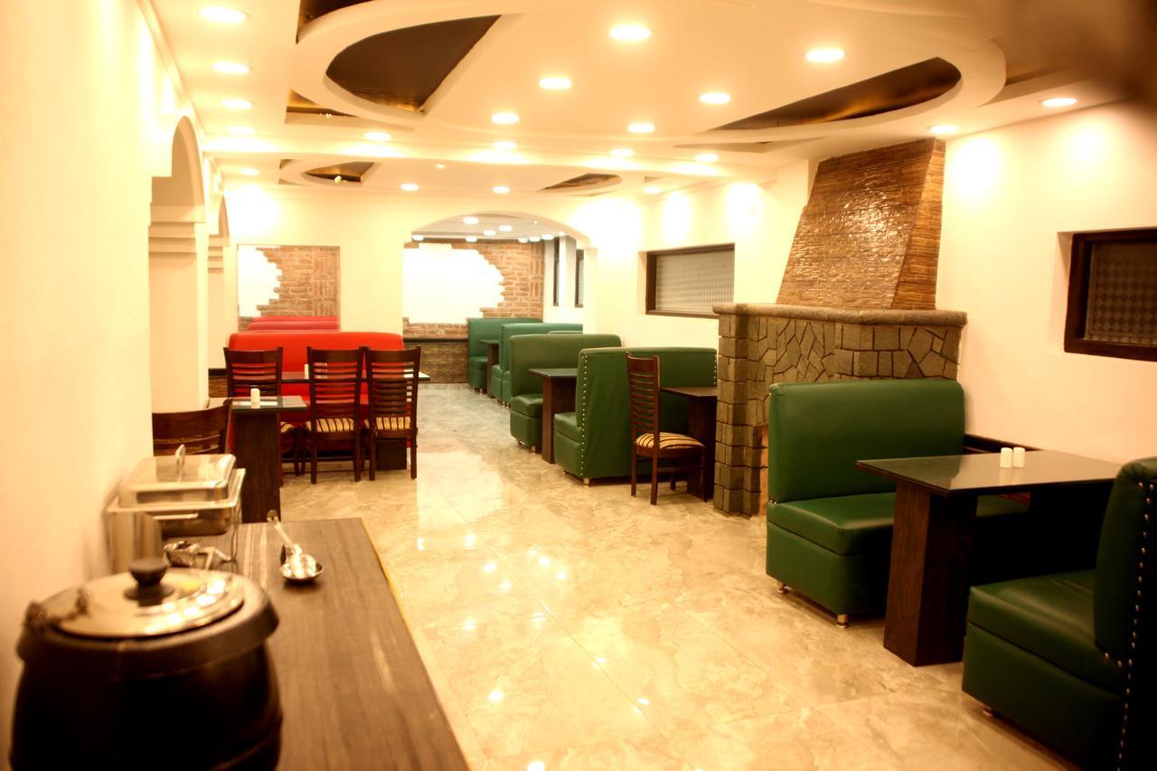 Hotel New Park At Dal Lake Σριναγκάρ Εξωτερικό φωτογραφία